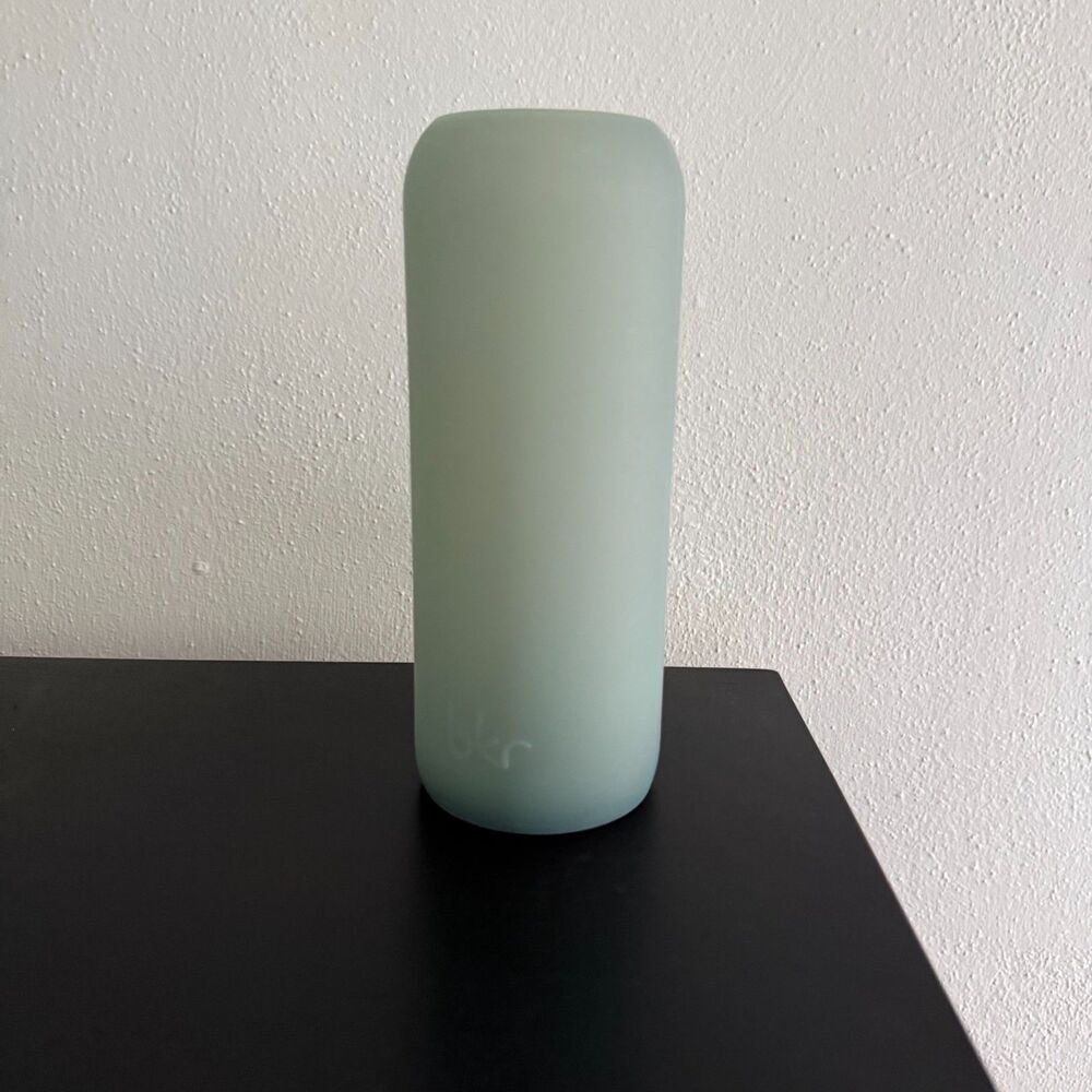 BKR Demi Bottle sized 650ml 22oz Silicone Sleeve